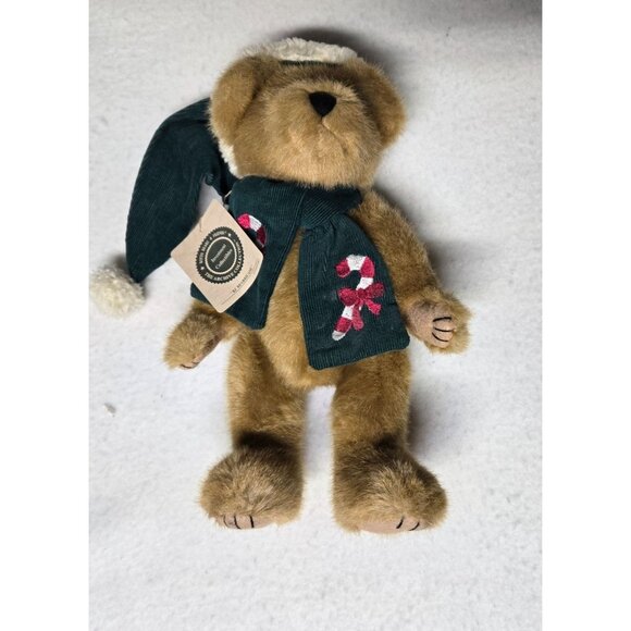 Boyds Bear B.J Bearricane Plush Bear with Green Candy Cane Scarf and Green Hat - Picture 10 of 15